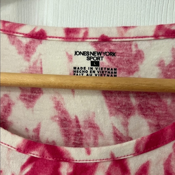Jones New York Pink and White Patterned Short Sleeve Tee - Picture 3 of 4